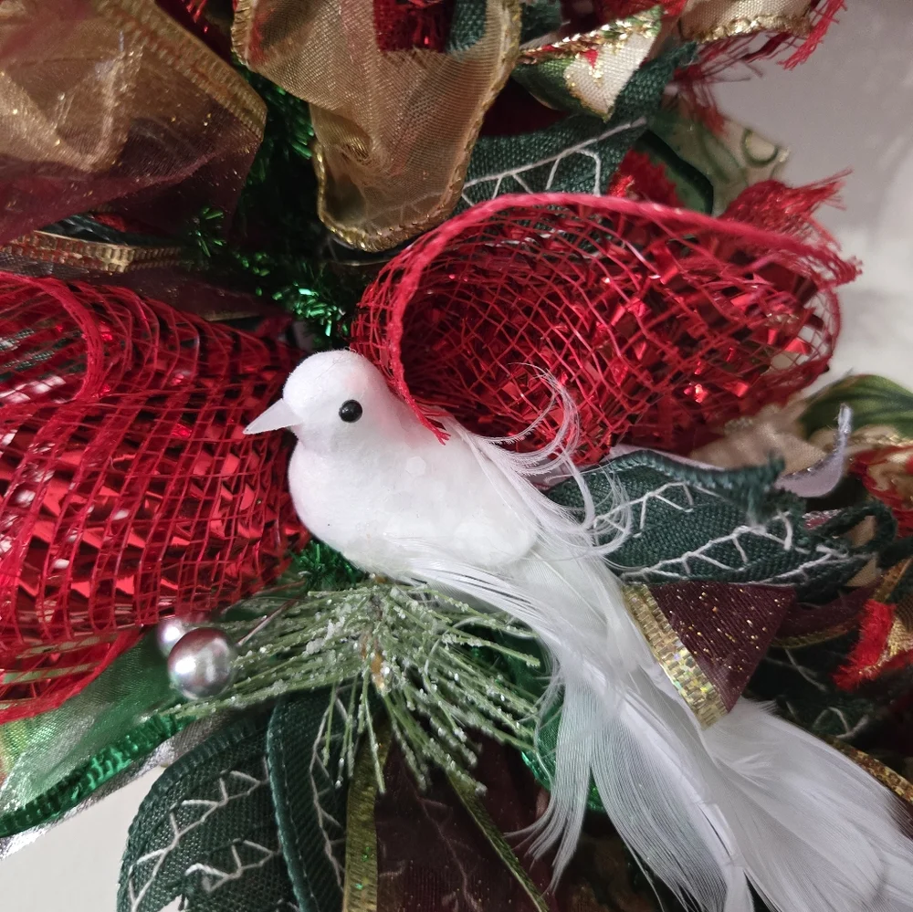 Regal Isle Christmas Handmade Wreath Designs 15